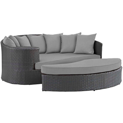 Sojourn Outdoor Patio Sunbrella¨ Daybed by Modway