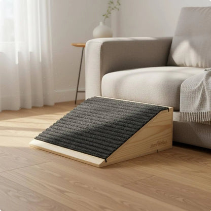 Wooden Pet Step Ramp Joint Protection Anti-Slip Dog Stair Single Step Pet Ramp Strong Wood Construction for Elderly Animals